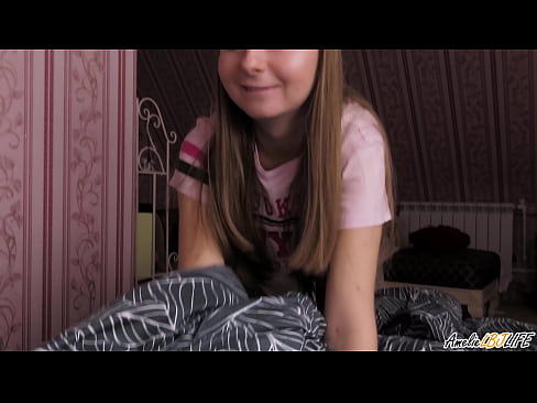 ❤️ Blondie BFF-ya xwe bi kûr dimije û di devê xwe de diqelişe ❤❌ Super porno li ku.hentaiser.ru